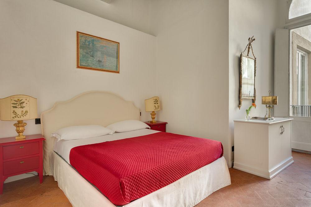 Residenza D'Epoca Borgo Albizi Hotel Флоренция Екстериор снимка