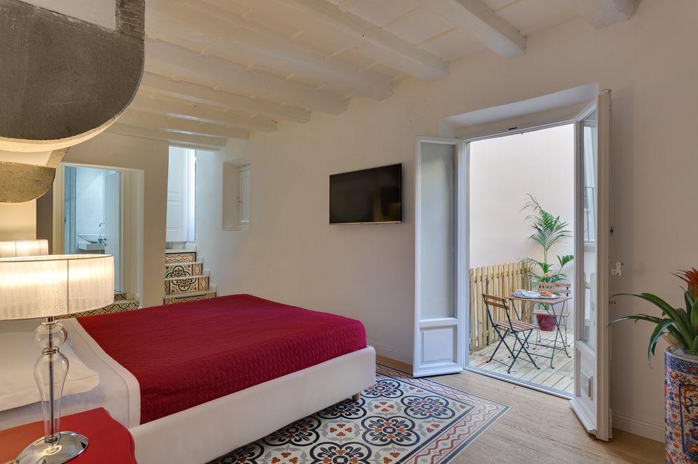 Residenza D'Epoca Borgo Albizi Hotel Флоренция Екстериор снимка