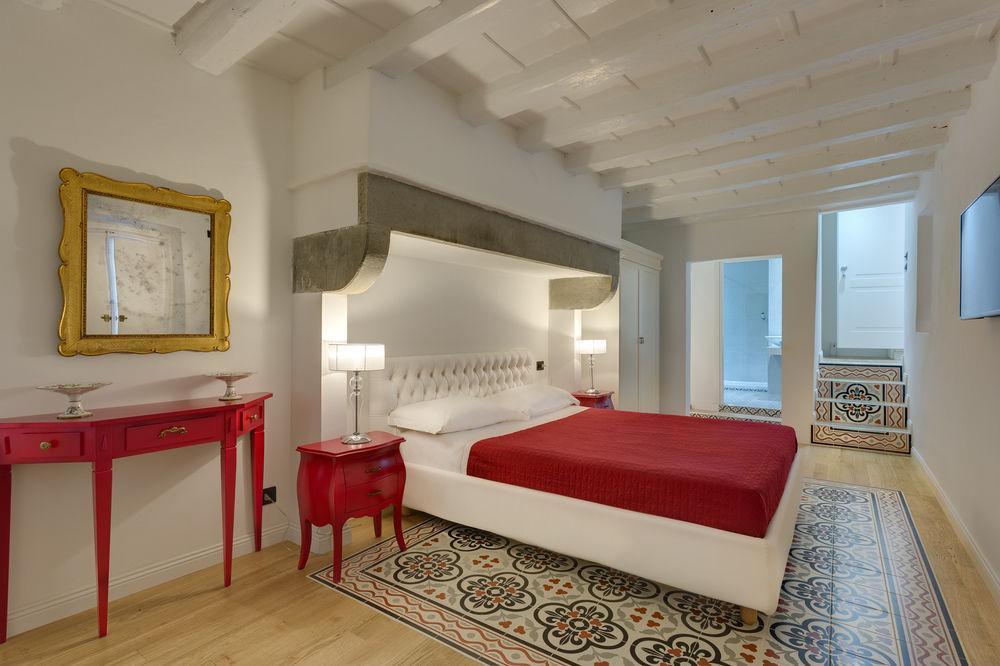 Residenza D'Epoca Borgo Albizi Hotel Флоренция Екстериор снимка