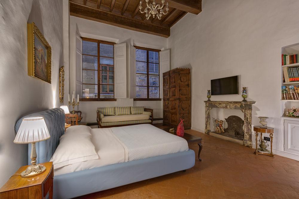 Residenza D'Epoca Borgo Albizi Hotel Флоренция Екстериор снимка