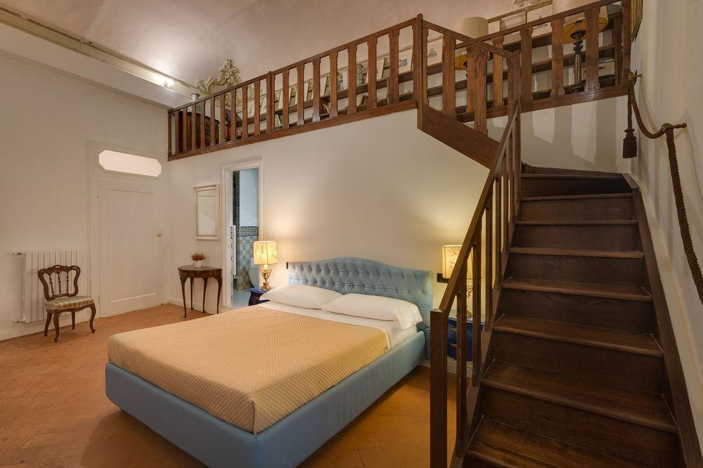 Residenza D'Epoca Borgo Albizi Hotel Флоренция Екстериор снимка