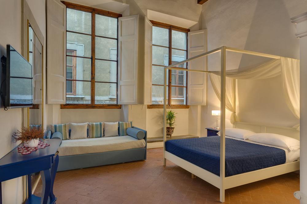 Residenza D'Epoca Borgo Albizi Hotel Флоренция Екстериор снимка